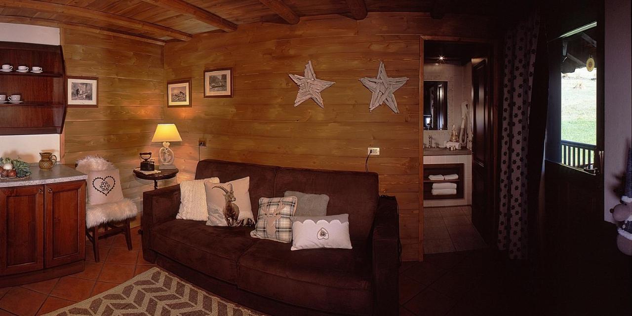 Residence Foyer D'Antan Brusson Exterior foto