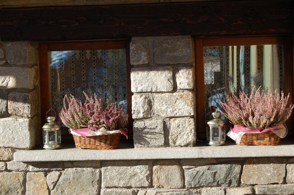 Residence Foyer D'Antan Brusson Exterior foto